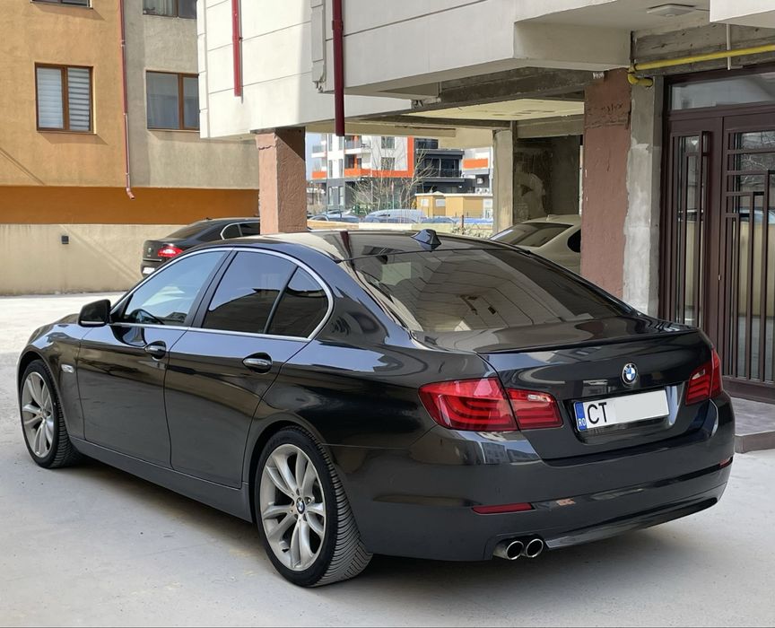 BMW Seria 5 F10 { 520d } Variante Auto