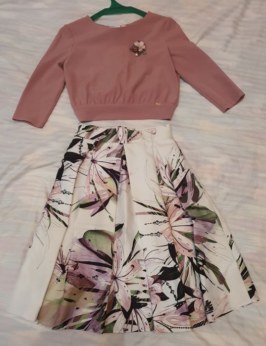 Кофта юбки,  очень нежный французский длина 36-38 размер