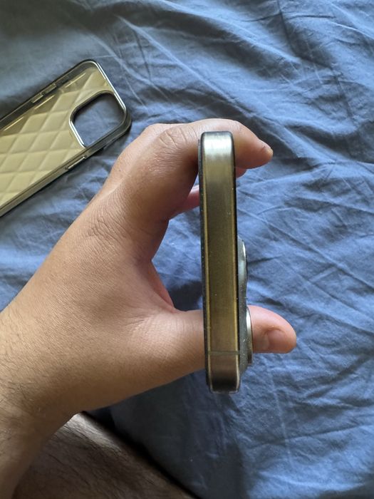 Айфон 15 про 128 ГБ Титан