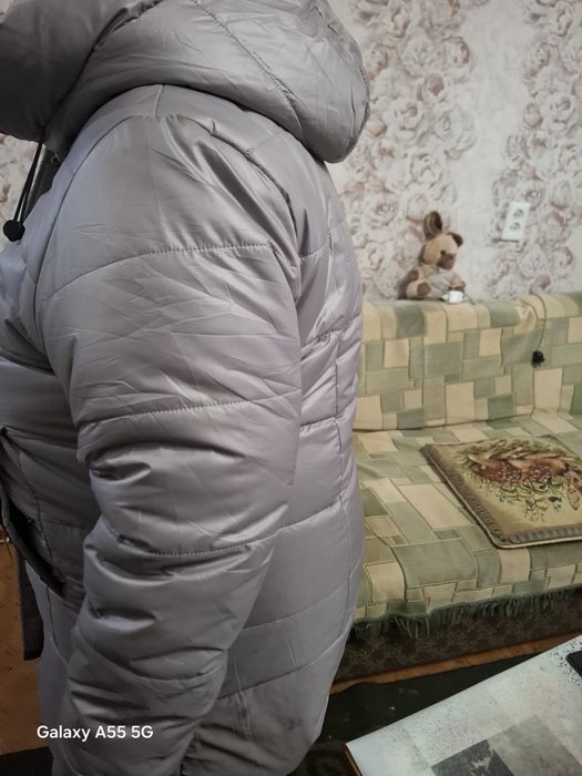 Продам  женскую куртку