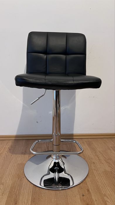 Scaun makeup / bar reglabil –– stare foarte bună 150lei/buc , 700lei/6buc