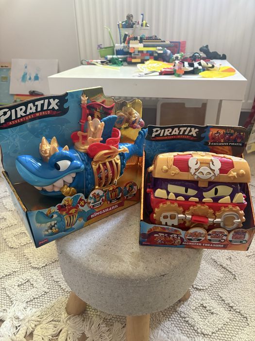 Jucarii noi Piratix Kingshark + Piratix Monster Treasure - noi, sigilate
