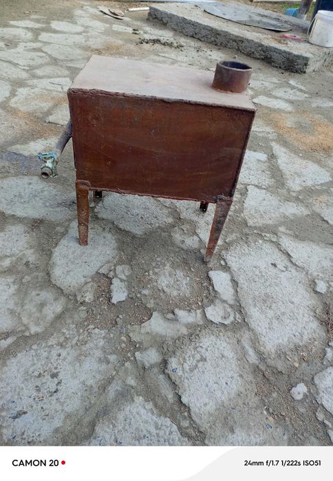 Печка газовая , буржуйка.