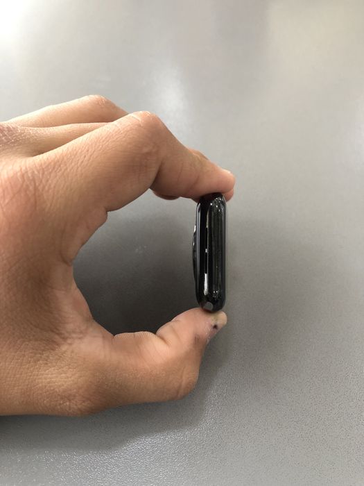 Apple Watch 4 razmer 44