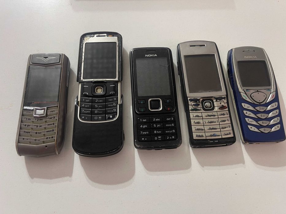 Лот телефони Nokia