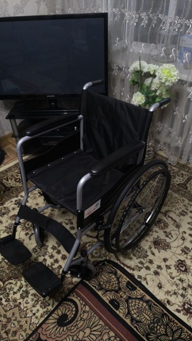 Коляска инвалидная
