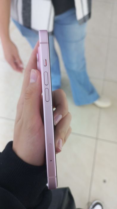 IPhone 15 без коробки