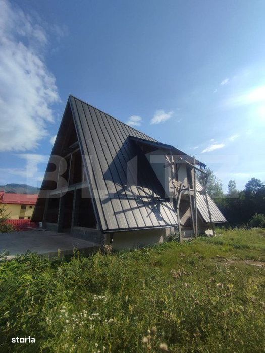 Casa de vacanta tip A, 3 camere, 150 mp+4100 mp teren, zona Colibita