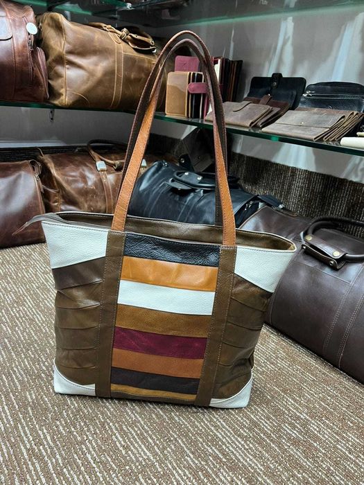 Стильная кожаная сумочка