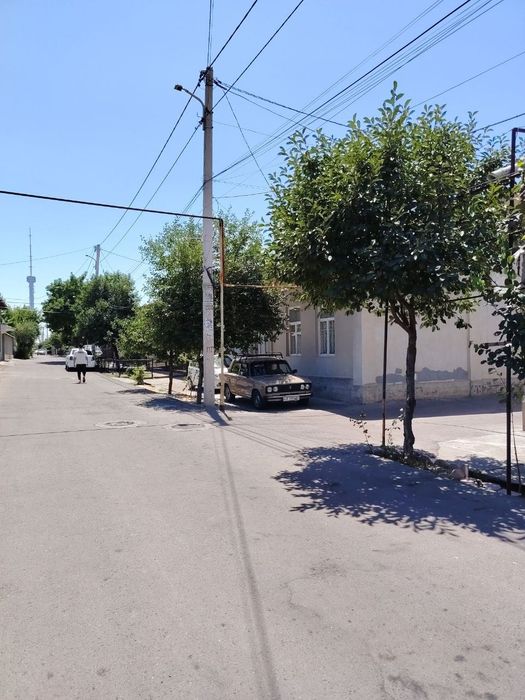Yunus obod usta shirin batoniski 3.50 sotih yer uchastka  sotiladi