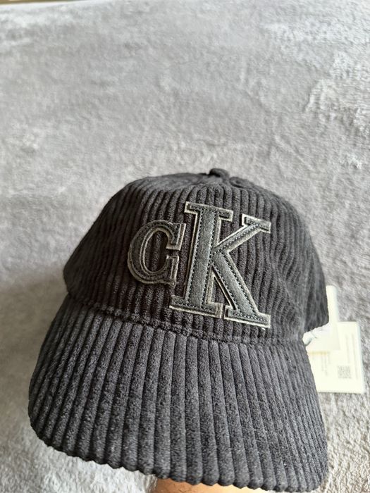 Calvin Klein sapca unisex material reiat negru cu logo ck cusut marime universala noua originala
