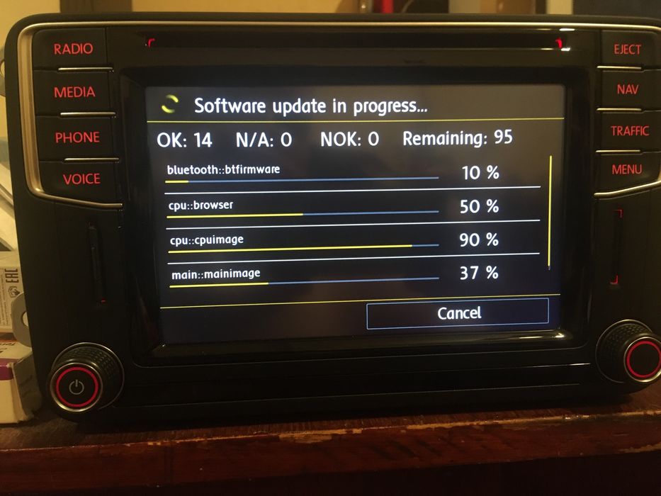 Подмяна на тъчскрийн на MIB STD2 Discovery/Composition VW, Seat, Skoda