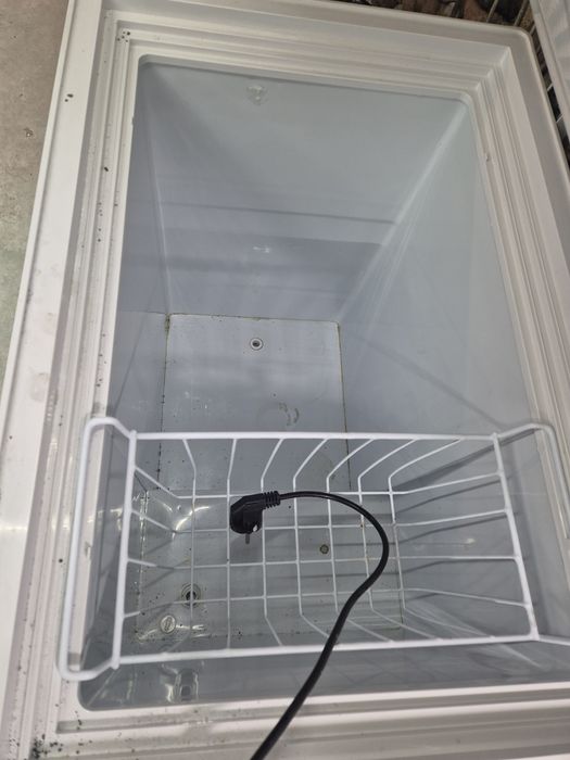 Морозильна камера ларь. Новая.