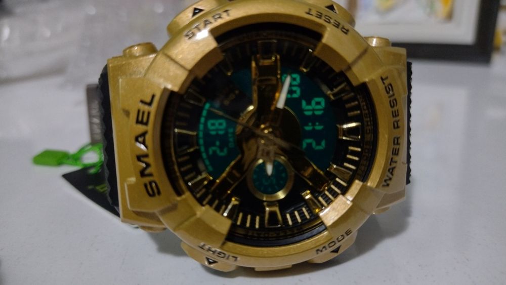 Часовник Smael...