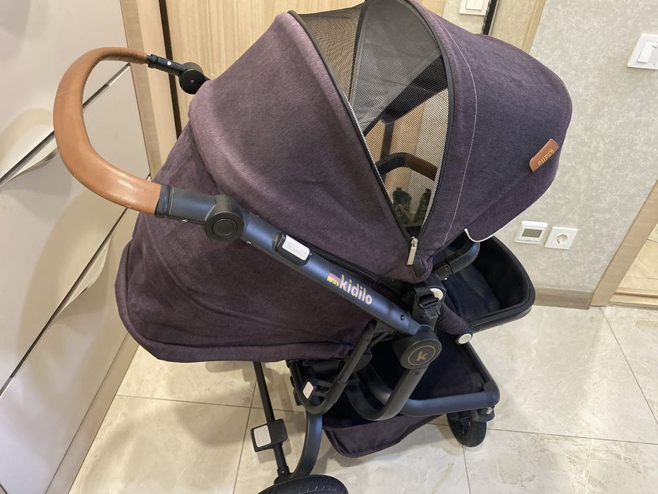 Детская коляска в отличном состоянии