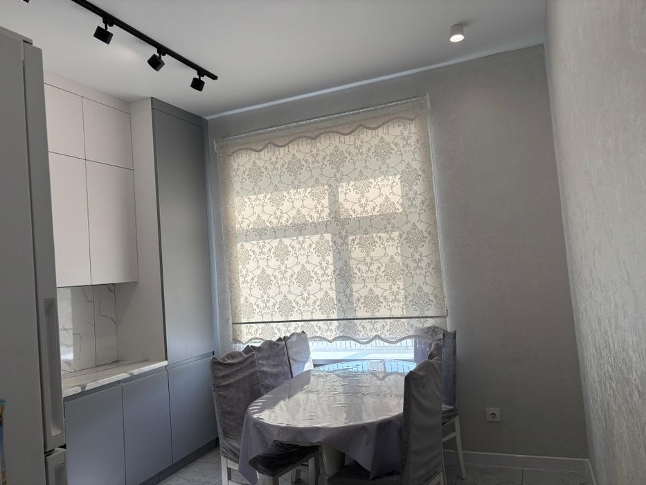 Продается 2х  квартира 72кв метр