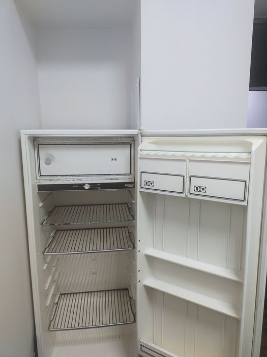 Холодильник для дома и офиса