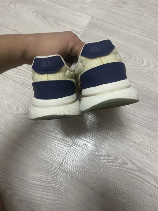 Продам кроссовки Anta