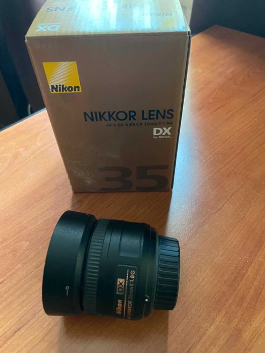 Obiectiv Nikon dx