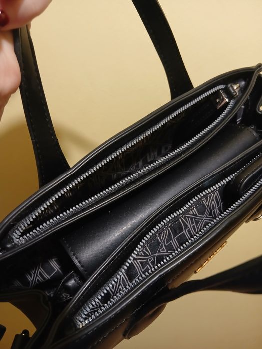 Изискана дамска чанта