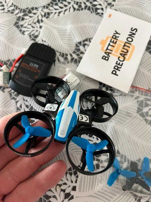 Mini Dronă Holy Stone HS210