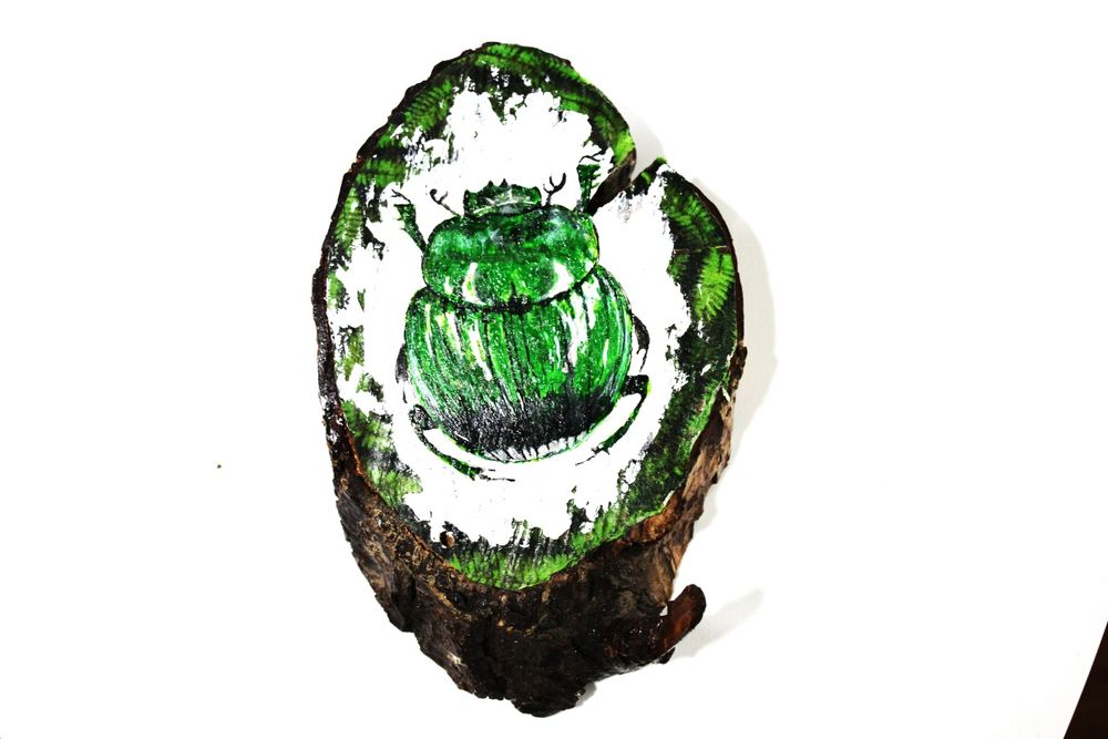 Hand made картинки на различных срубах дерева