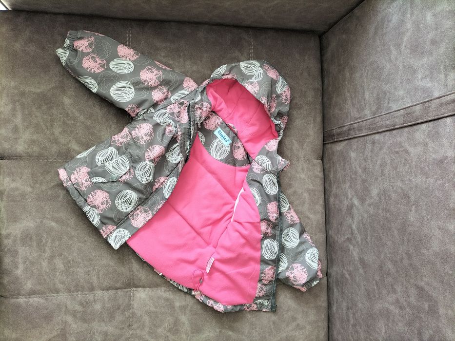 Продам весенний раздельный комбинезон.