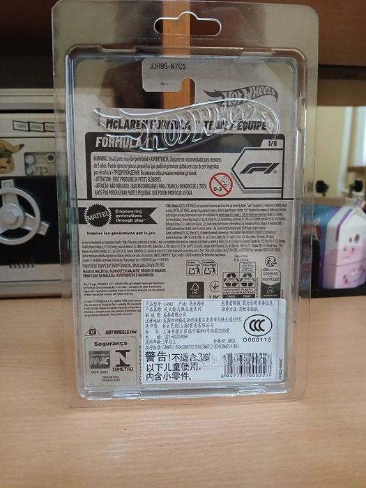 Hot Wheels McLaren Formula 1

Продаю стильную модель болида McLa