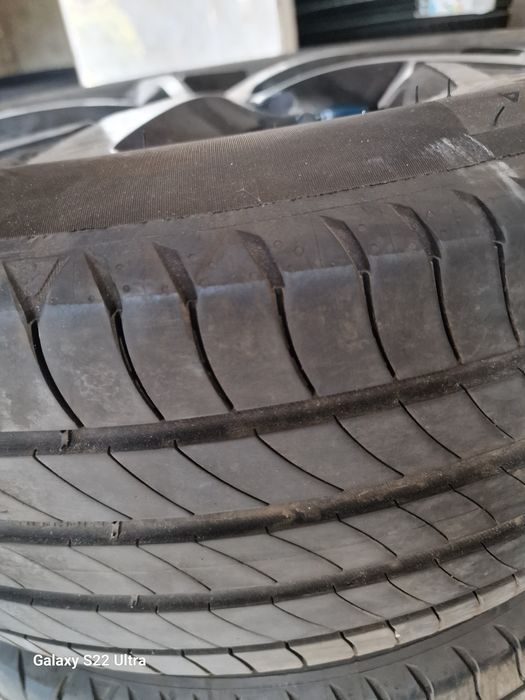 225 55 18 Michelin Dot 22