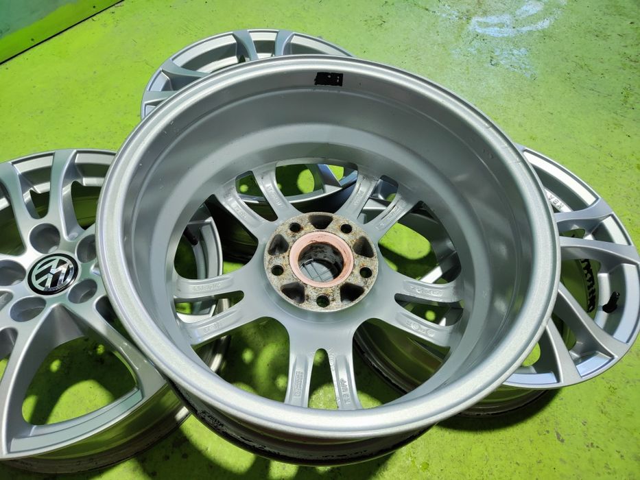 16 5x112 Vw Passat Tiguan Touran Caddy 5х112  Skoda