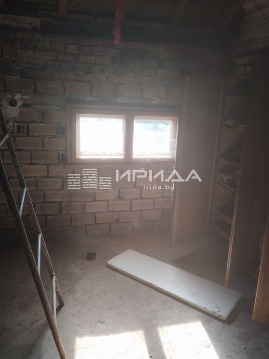 Къща в Мировяне