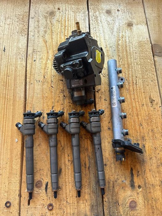 Set/Kit De Injectie Combustibil Renault Talisman/X Trail/Qashqai 2013-2020 1.6Dci -> 0445110546