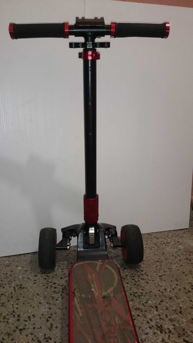 Тротинетка GLOBBER ULTIMUM и тротинетка ORBIT BYOX