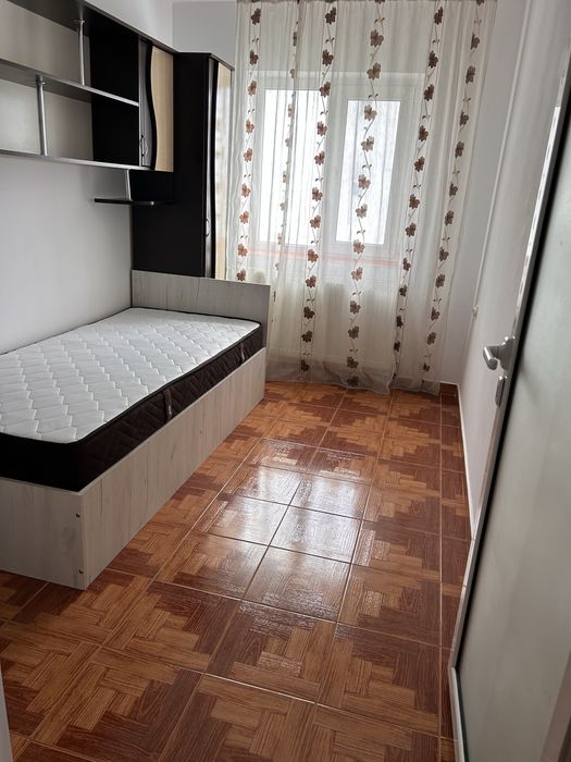 Apartment 3 camera de inchiriat