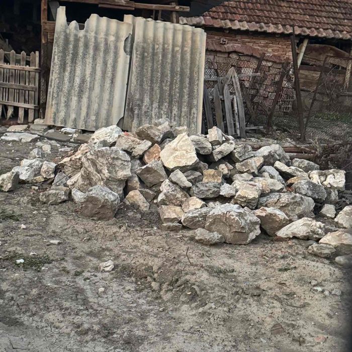 Камъни дялани за довари