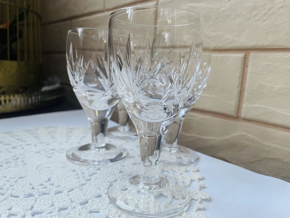 Красиви кристални чаши от Англия