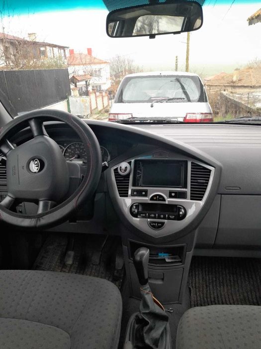 Kia Carens 2.0 CRDI