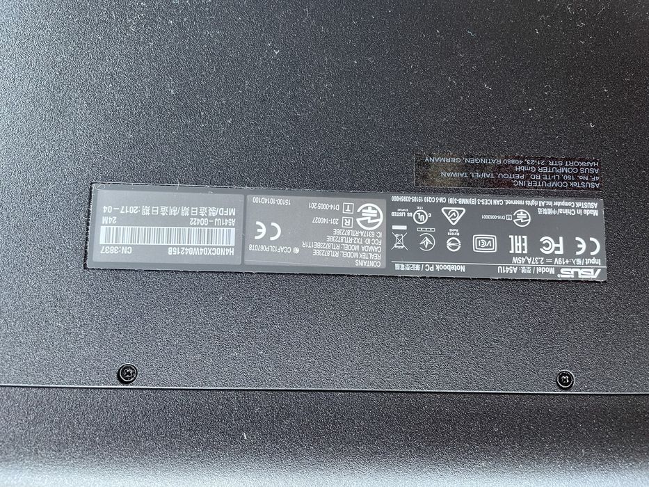 Vand laptop ASUS
