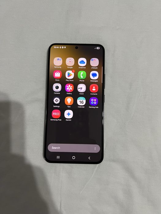 Samsung galaxy s22 in stare impecabila !!