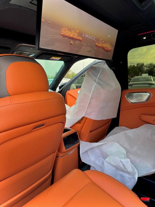 Lynk&Co 900 1.5T Sotiladi.