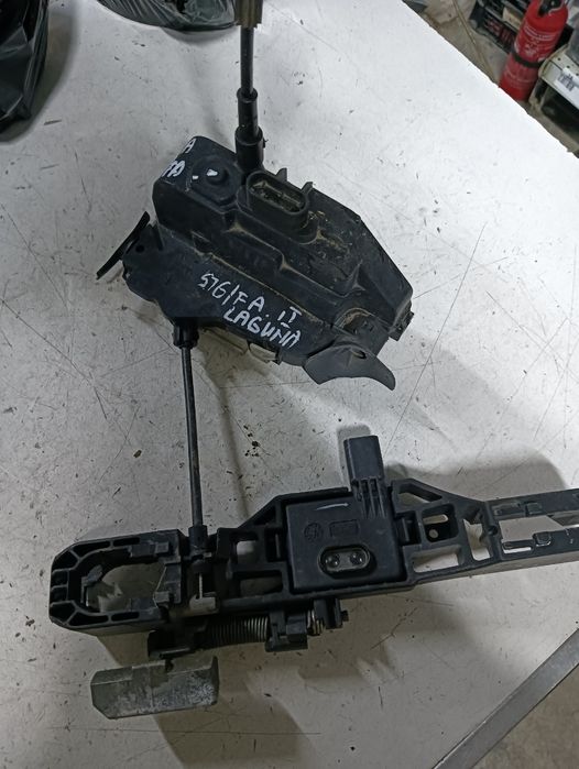 Broasca Usa Stanga Fata Renault Laguna Ii (Bg0/1_) [ 2001 - 2007 ]