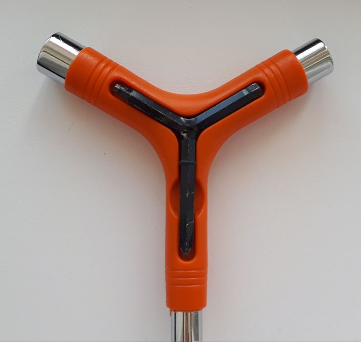 Продам ключ для скейта (новый)