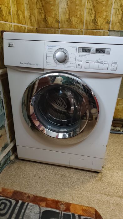 Продам стиральную машину