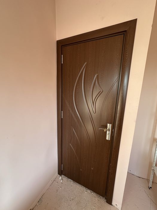 Интериорни врати