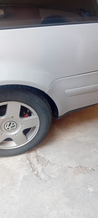 Vând Volkswagen Bora 1,9 TDI 116 cp an 2000