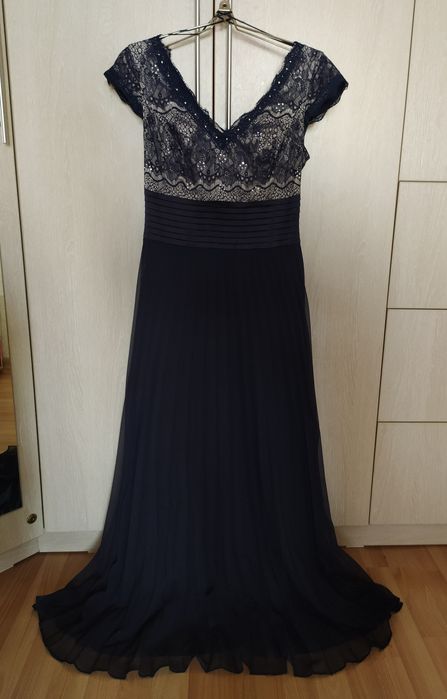 Платье 48 размер, можно напрокат