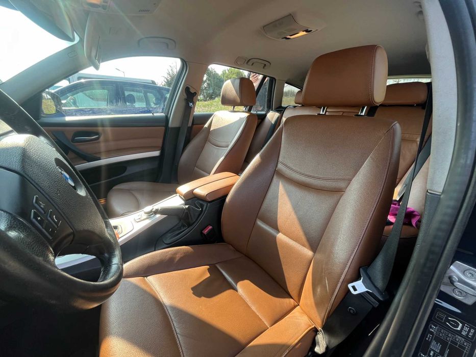 BMW*E91*Facelift*318d*Автомат*Нави*Кожа*2010