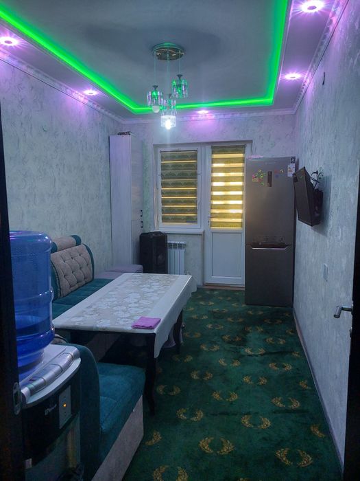 Янги хаёт туманида 3/4 хона қилинган уй срочна сотилади.