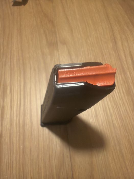 Чисто нов 16 заряден  пълнител за боен Glock, GEN 4/5
