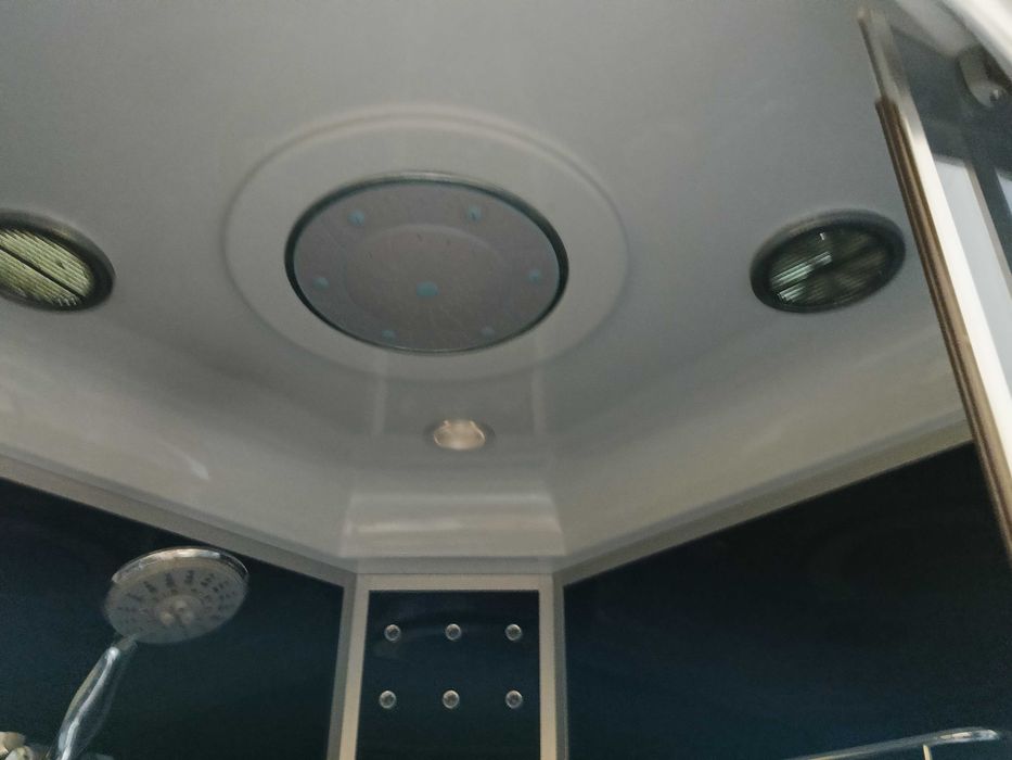 Продам душевую  кабину